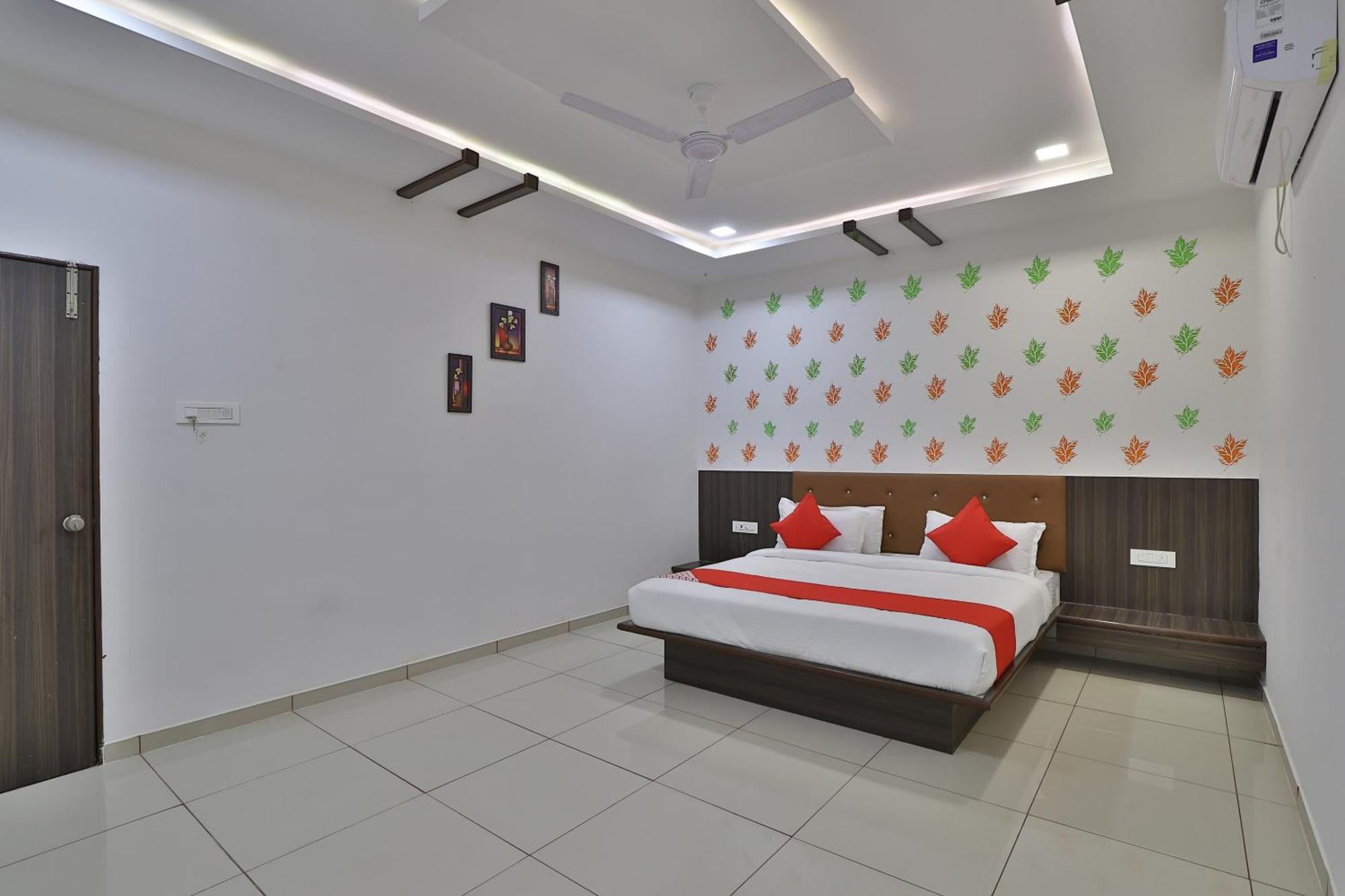 Hotel O Shiv Residency Gorwa ภายนอก รูปภาพ