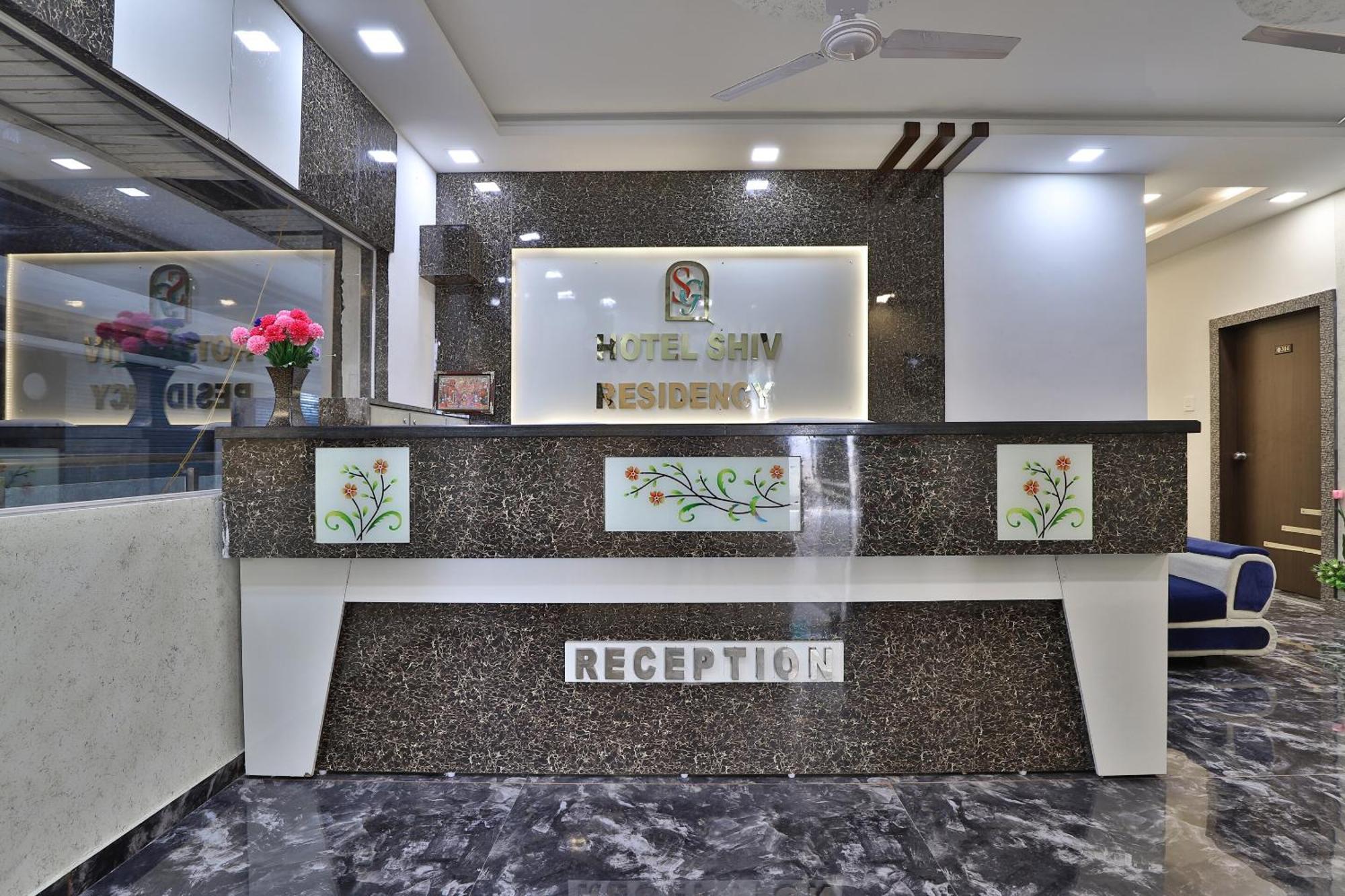 Hotel O Shiv Residency Gorwa ภายนอก รูปภาพ